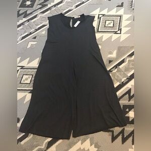 NWT’s Three Bird Nest jumpsuit size Large